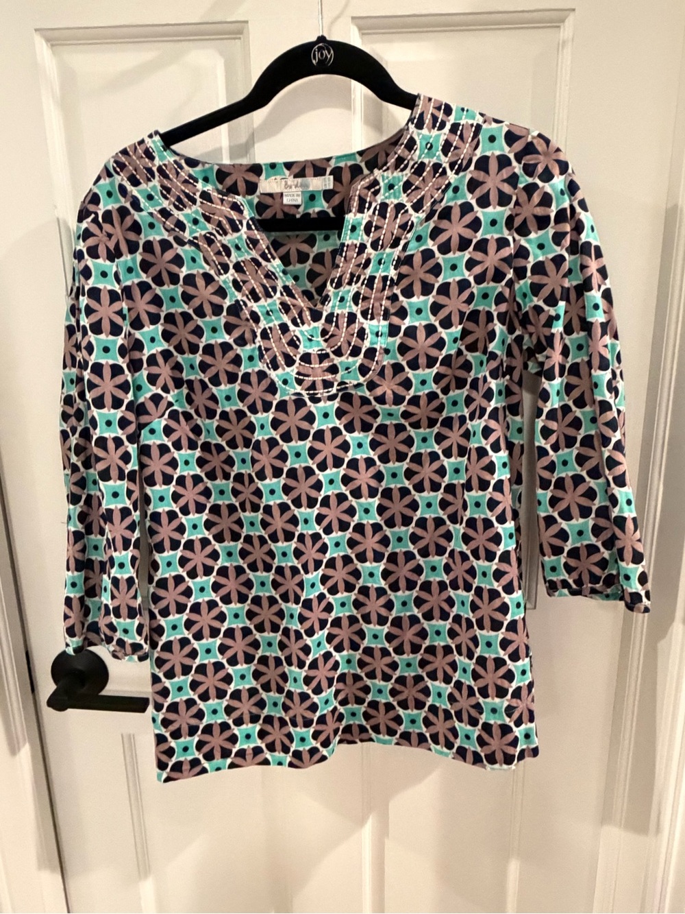 Boden Mint and Navy Geometric Floral V-Neck Tunic